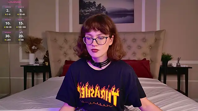 KathleenDioiz online show from November 5, 5:07 pm