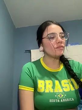 Naomii2 online show from November 22, 4:37 am