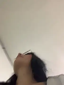 Naomii2 online show from November 4, 3:00 am