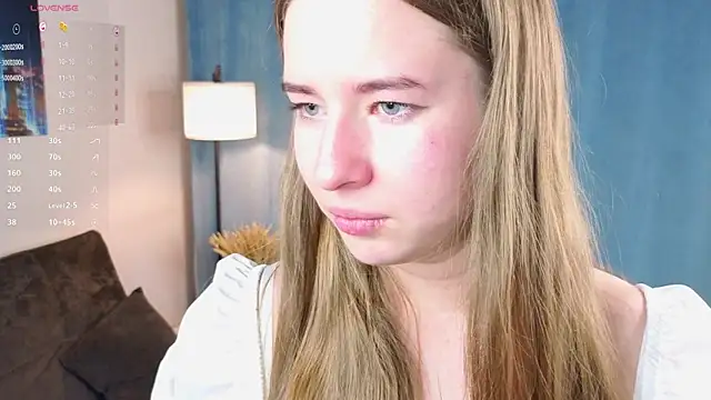 MowasaBritten online show from November 10, 5:41 pm