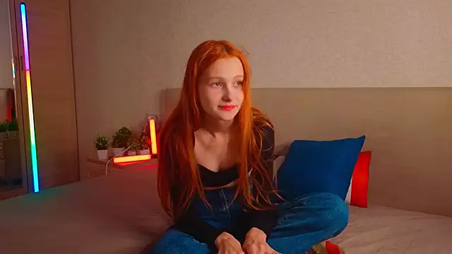 MarthaMack online show from November 30, 8:40 am