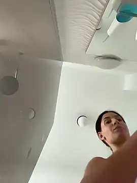 VickyM99 online show from December 17, 8:51 am