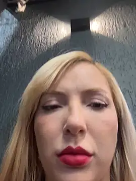 melisboa online show from May 16, 2:47 am