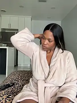 PrincessDreamm online show from April 5, 7:57 pm