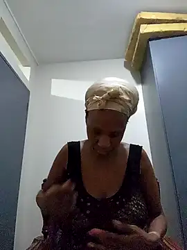 Mommy Sienna online show from November 20, 12:11 am