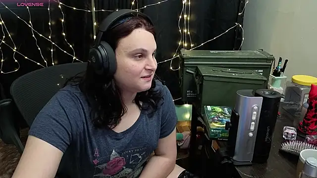 Salacious Sage online show from April 17, 9:06 pm