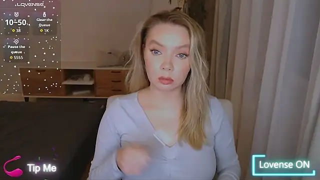 PolinaXXXXJones online show from February 9, 6:43 pm