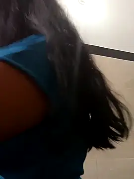 sanjana077 online show from March 17, 5:44 am