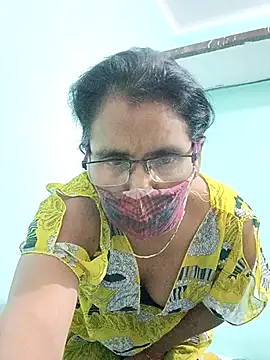 sanjana077 online show from February 9, 2:03 am