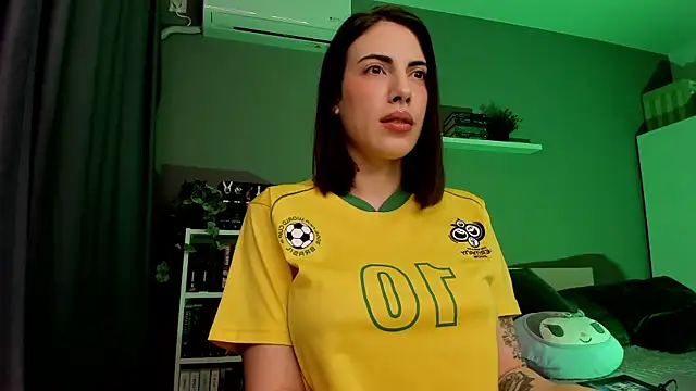 BaeBlossom online show from November 28, 3:48 pm