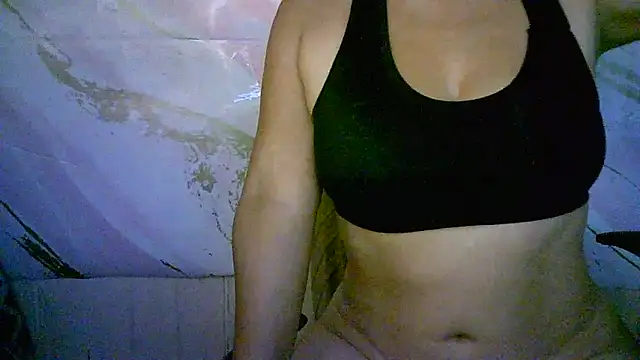 Zulreyna online show from February 19, 4:45 am