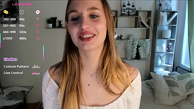 TawnyaVanschaick online show from March 18, 11:04 am