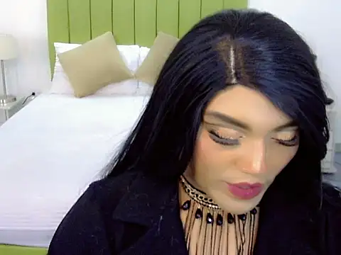 sebastian cruz  online show from December 13, 8:15 pm