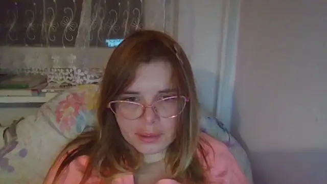 HornyElena online show from December 5, 9:16 pm