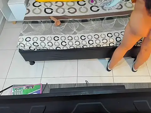 Yineth Hot online show from November 20, 10:33 pm