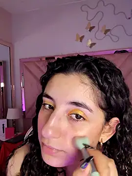 DemiJones  online show from November 14, 4:45 am