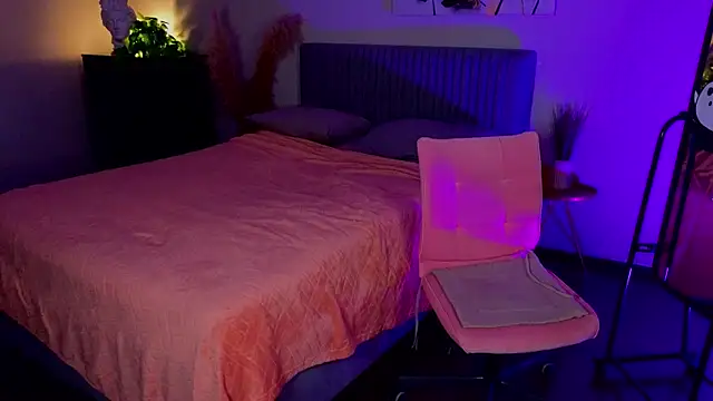 Jinxed Blue online show from November 19, 2:28 pm