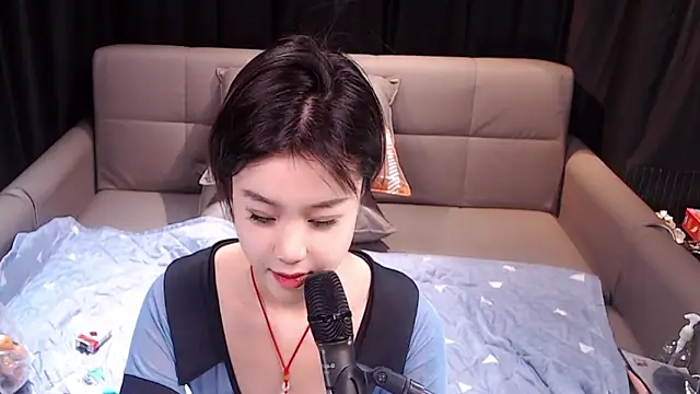 ruirui998 online show from January 7, 10:40 am