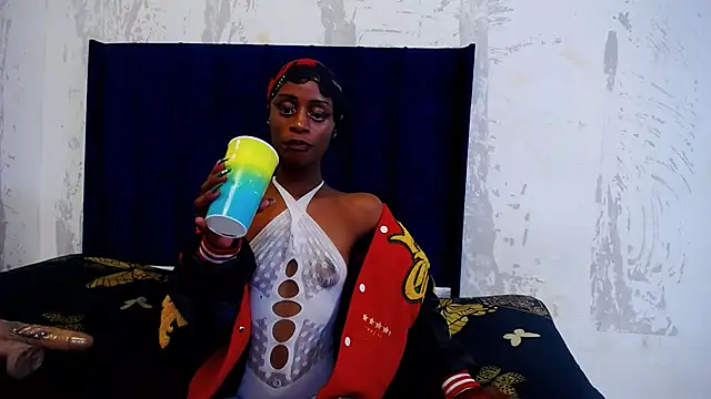 Nikistickyxx25 online show from February 5, 10:57 pm