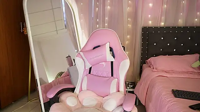 Missara  online show from March 21, 7:08 pm