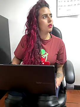 aprilrussell  online show from November 12, 1:20 pm