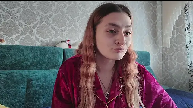 SweetLiaison online show from February 5, 1:25 pm