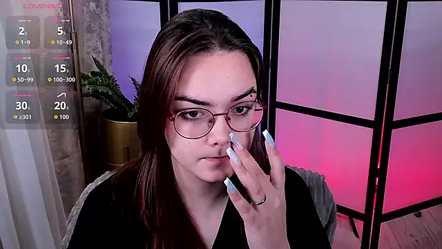 Lily  Evans online show from December 4, 4:04 am