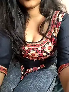 Sexy Divya   online show from March 9, 6:38 am