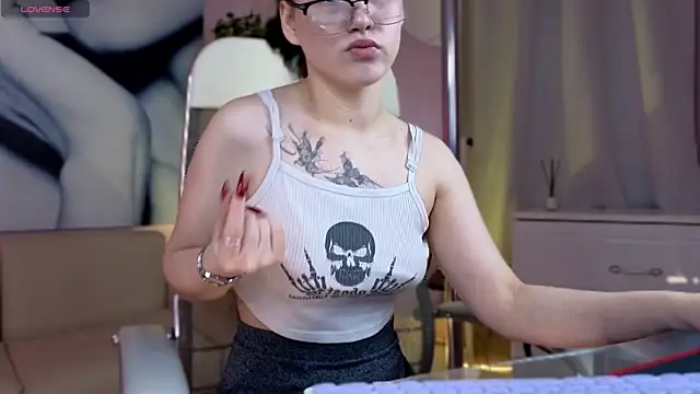 LANICROSS online show from November 12, 10:08 pm