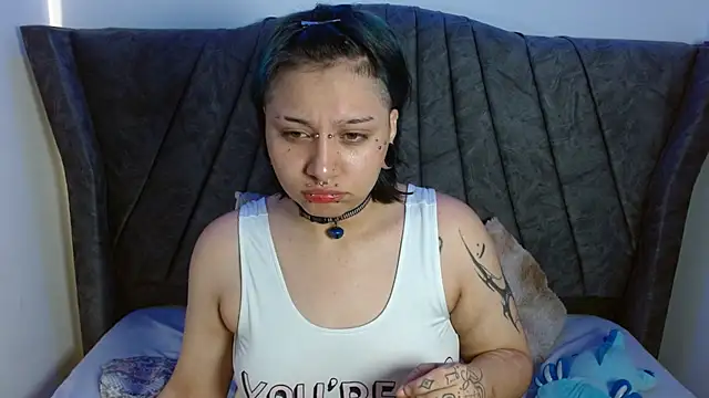 Banana wafflera online show from December 1, 12:19 pm