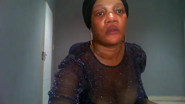 DustyLucy02 online show from April 18, 12:51 pm