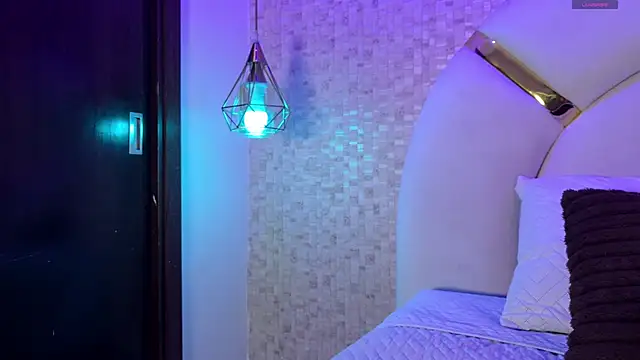 aria sm online show from November 21, 7:49 pm