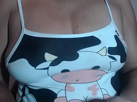 Snapshot of urnipples chatting on November 19, 1:49 am urnipples online show from November 19, 1:49 am