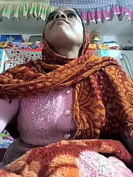 Hot suini online show from January 10, 4:44 pm