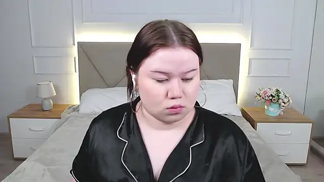 EvaNova  online show from December 5, 4:45 am