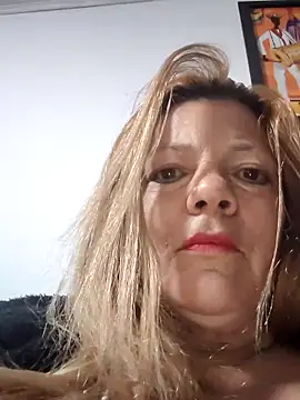 karlaanqui1 online show from March 6, 10:21 am