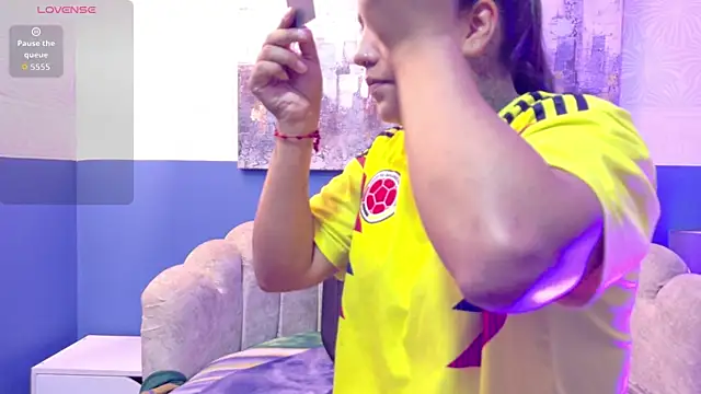 Sharit Sex22 online show from November 26, 1:50 am