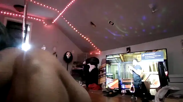 Dusaa  online show from March 28, 2:05 pm