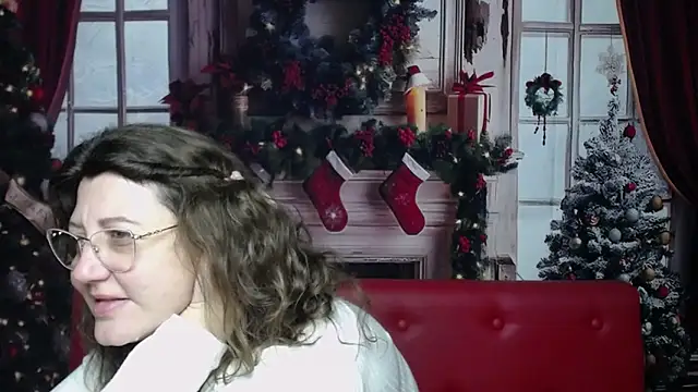 RoseHille online show from December 20, 6:39 am