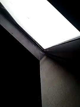 m-mbae online show from April 14, 9:20 am