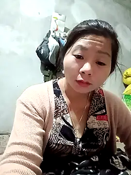 vangkt-cute online show from November 28, 8:45 pm