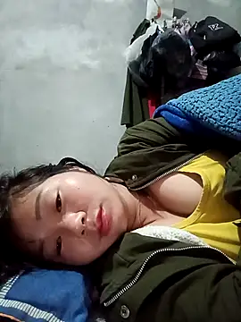 vangkt-cute online show from December 15, 9:20 pm