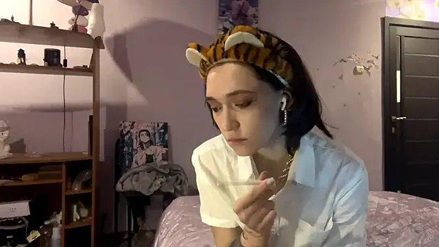 JamieRosten online show from November 25, 12:18 pm