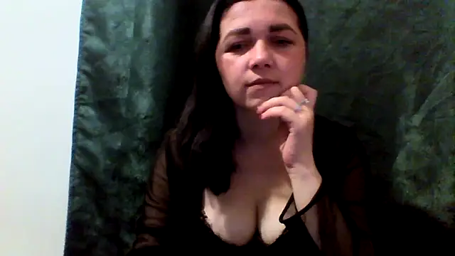 Vitalina282128 online show from June 30, 7:46 pm