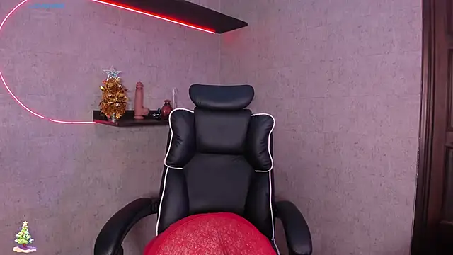 jesssie lee online show from December 18, 10:36 pm