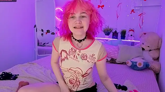 Awawrin online show from February 3, 8:56 pm