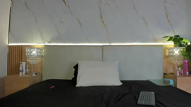 april grey11 online show from December 16, 7:53 pm