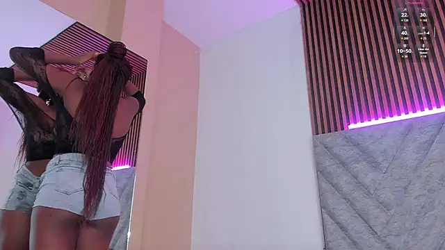 Kenia Storm online show from February 5, 8:23 pm