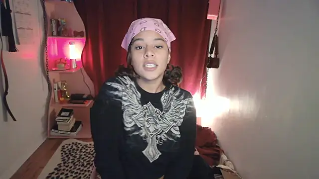 PrettyLittleProblem online show from November 22, 6:10 pm