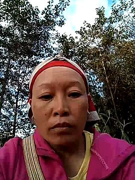 girl-hot2x online show from November 24, 9:11 am